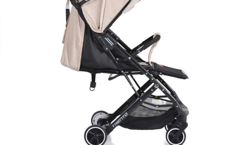 Carucior sport Moni cu pliere compacta si maner troller Trento Beige