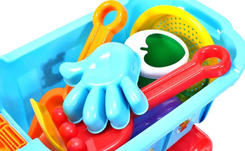 Set Carucior de nisip MalPlay echipat cu 7 accesorii